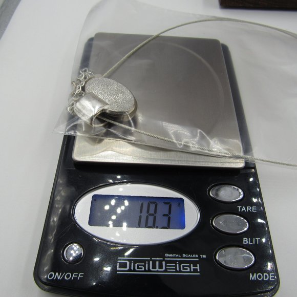 18" Silver Tone Faux Stone Necklace Vintage - Picture 4 of 4